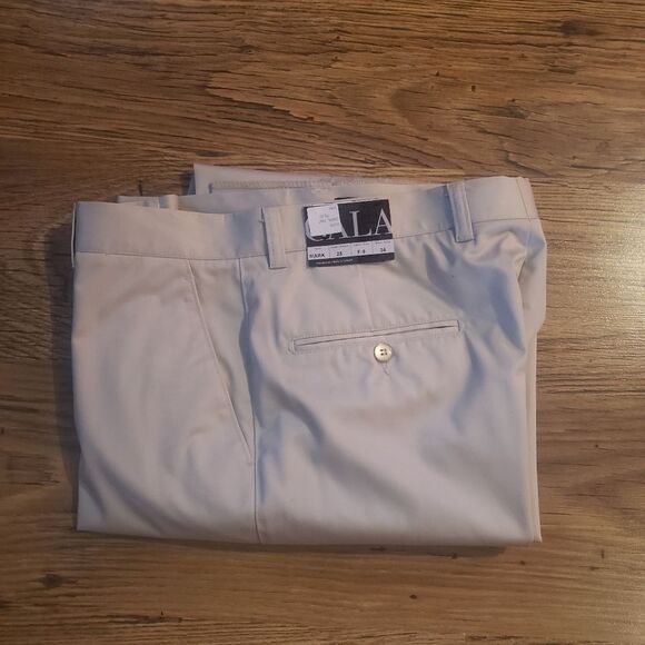 GALA Mark F-9 off white slacks - 34 waist - Picture 2 of 7